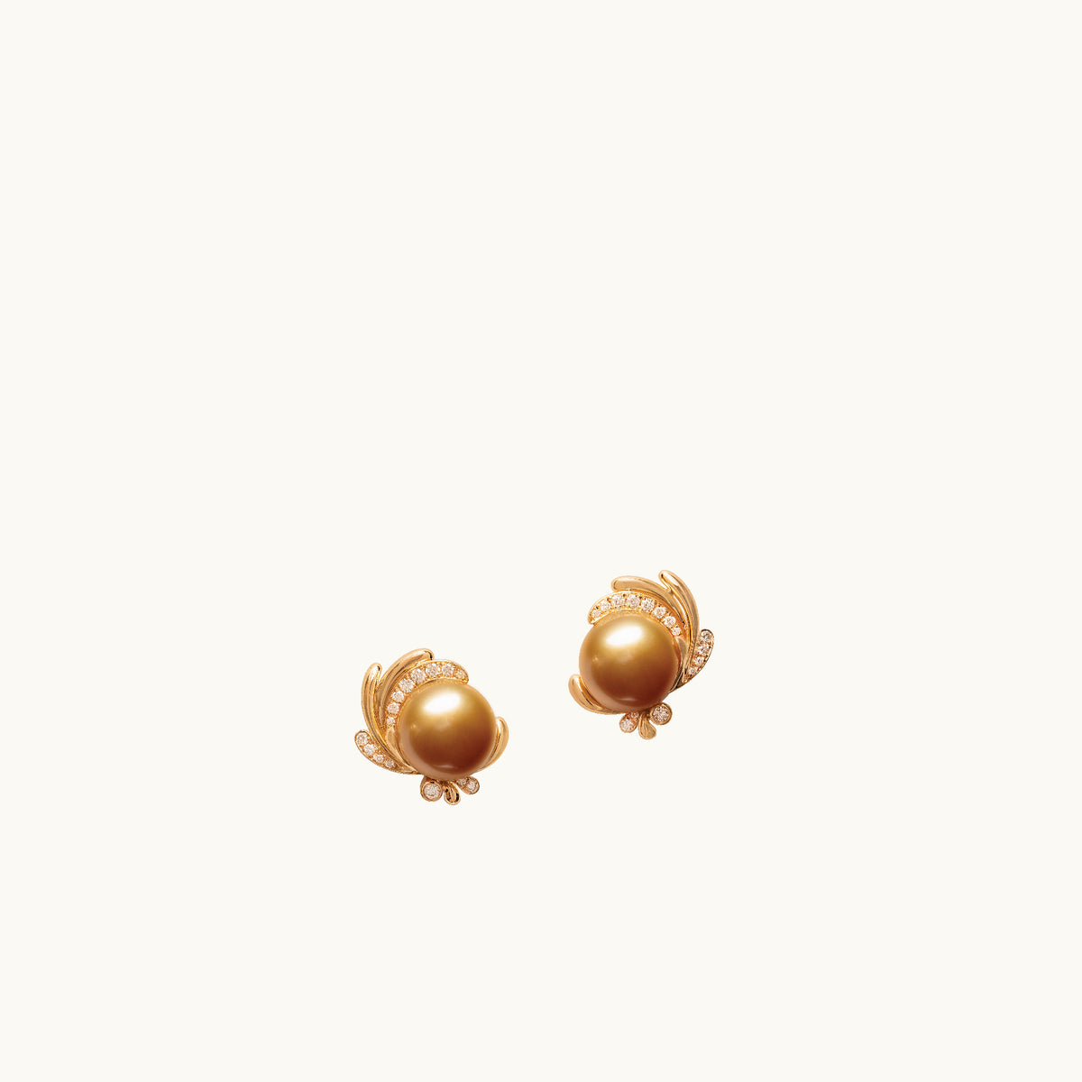 La Mer en Majesté Earrings