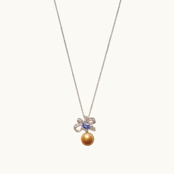 Madame De Pompadour Pendant