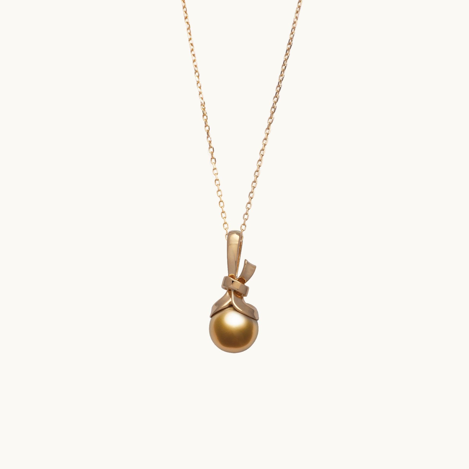 Madame De Pompadour Pendant