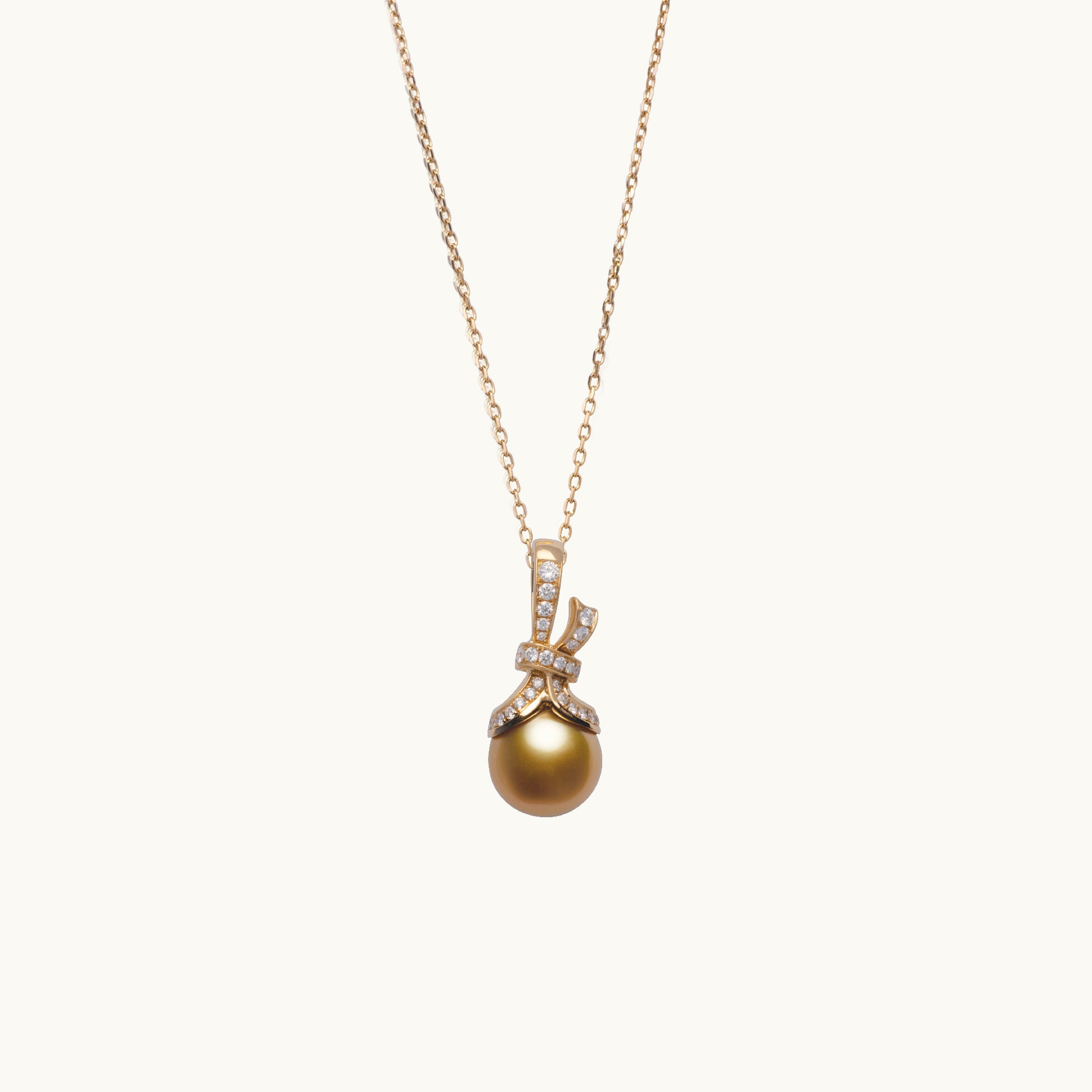 Madame De Pompadour Pendant